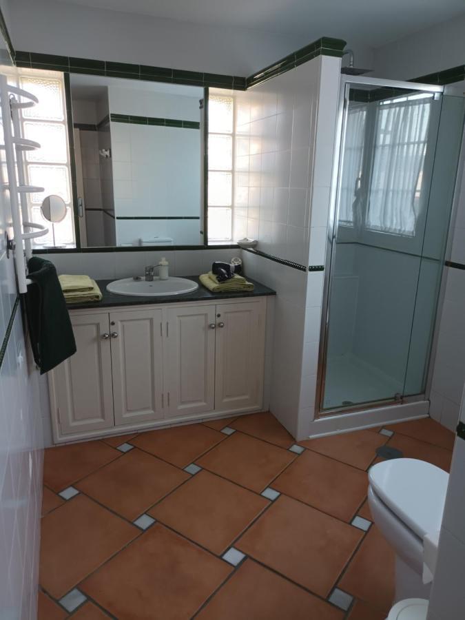 Habitaciones En Casa Centrica Con Piscina Almuñécar Eksteriør billede